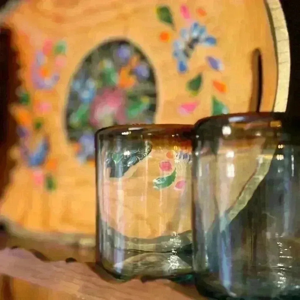 Set of 2 Hand blown glass from Mexico Old Fashioned Rocks Glass Amber Rim 10 oz.